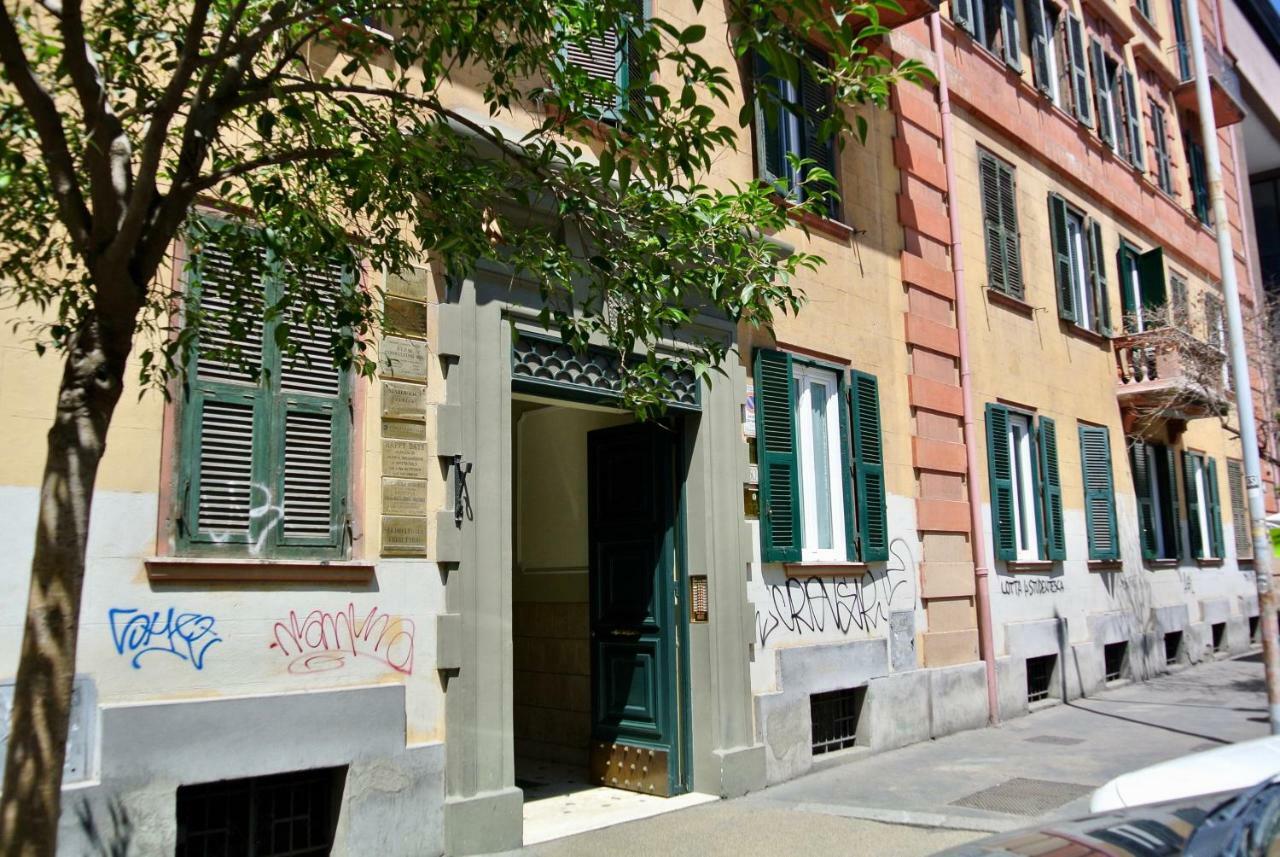 Beautiful Apartment In San Giovanni Close To Colosseo Rome Exterior photo